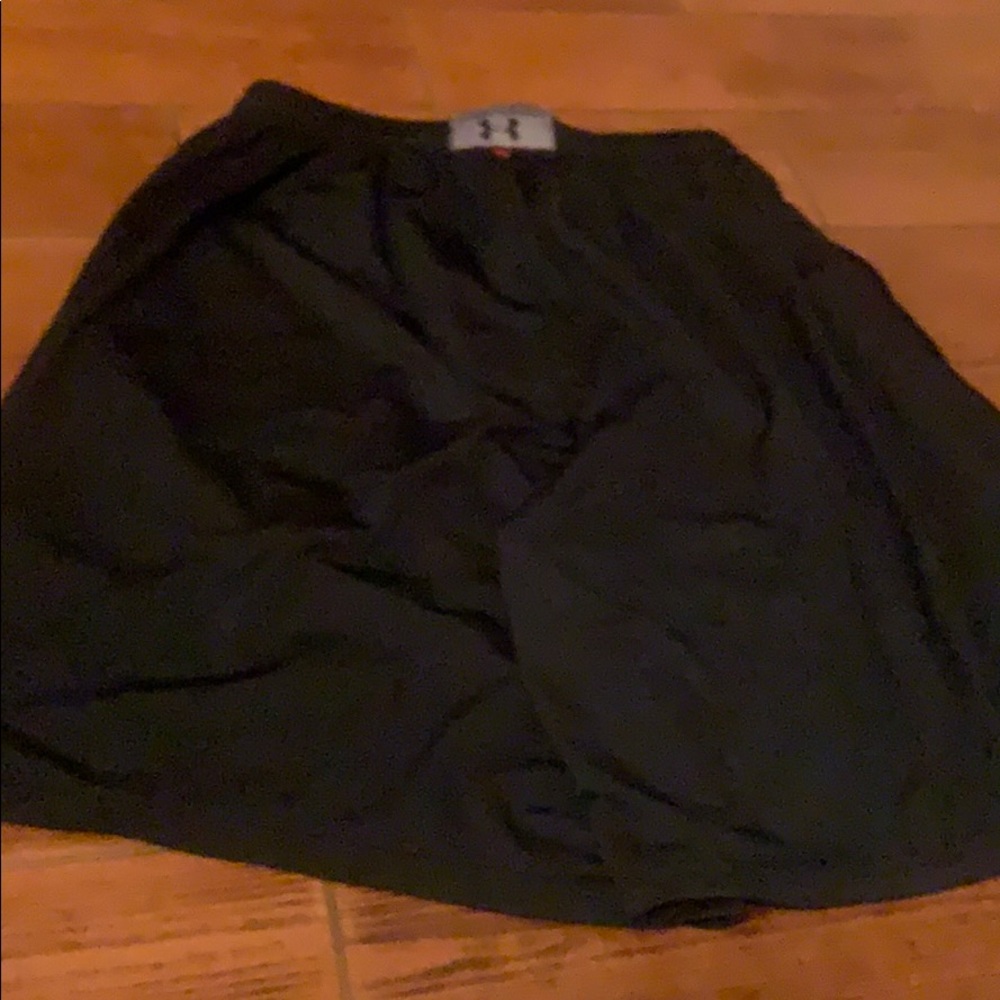 Under amor short size medium